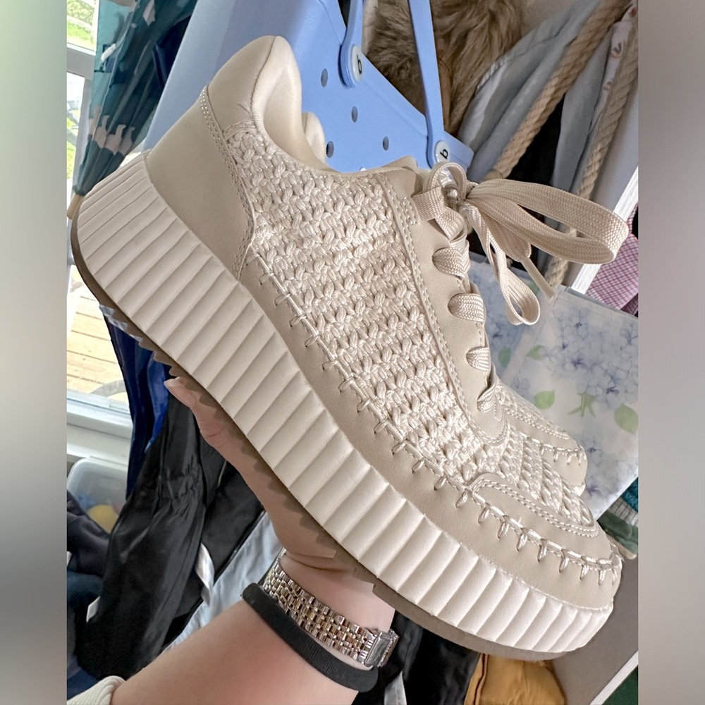 Dolce vita sneakers